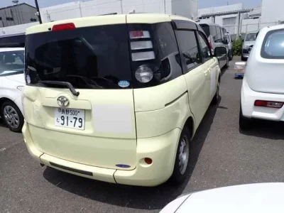 Toyota SIENTA