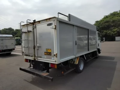 Nissan CONDOR