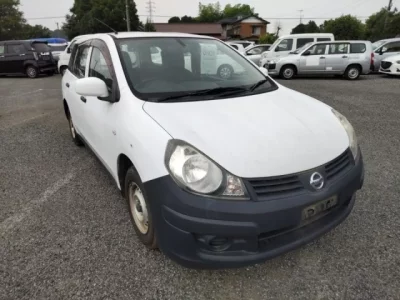 Nissan AD