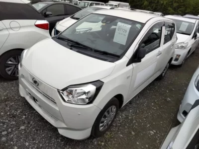 Daihatsu MIRA E S