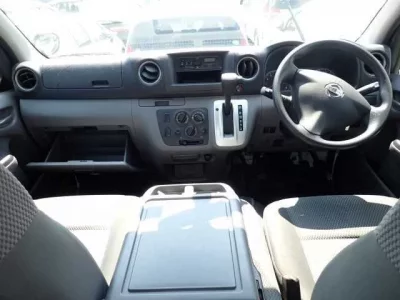 Nissan CARAVAN VAN