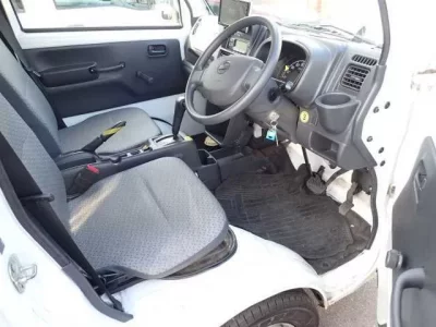 Nissan CLIPPER TRUCK