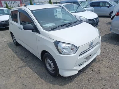 Daihatsu MIRA E S