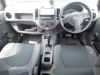 Nissan AD