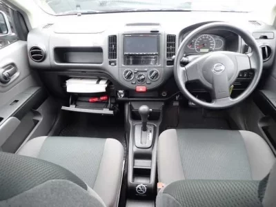 Nissan AD