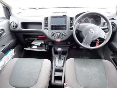Nissan AD