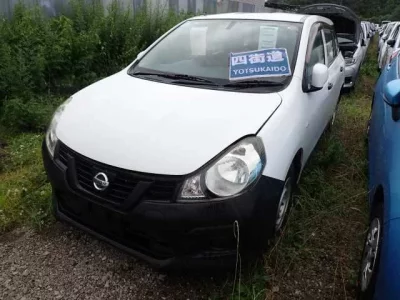 Nissan AD