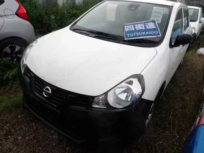 Nissan AD