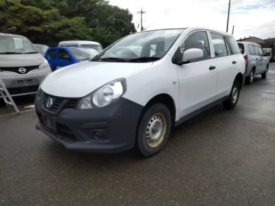 Nissan AD