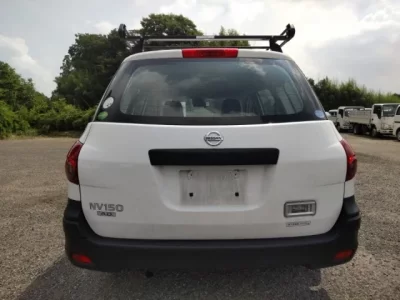 Nissan AD