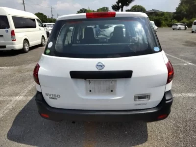 Nissan AD