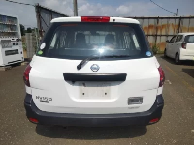 Nissan AD