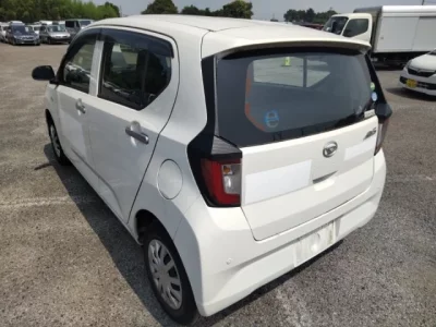 Daihatsu MIRA E S