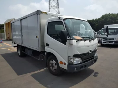 Hino DUTRO