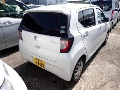 Daihatsu MIRA E S