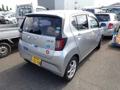 Daihatsu MIRA E S