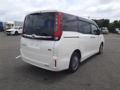 Toyota ESQUIRE