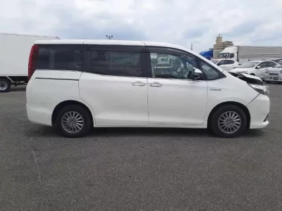 Toyota ESQUIRE