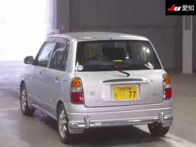 Daihatsu MIRA