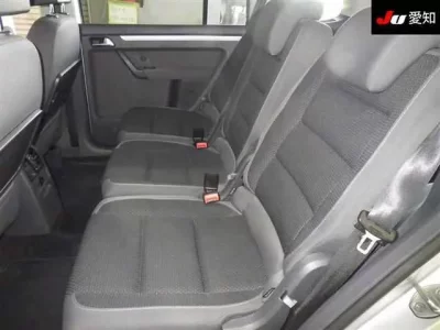 Volkswagen GOLF TOURAN
