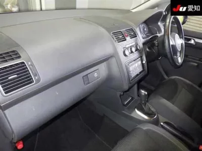 Volkswagen GOLF TOURAN