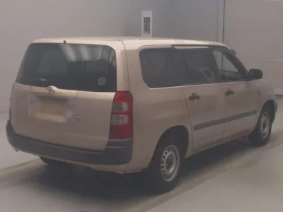 Toyota SUCCEED