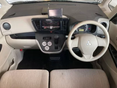 Mitsubishi EK SPACE