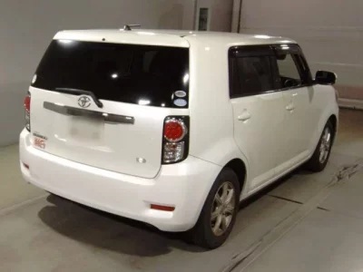 Toyota COROLLA RUMION