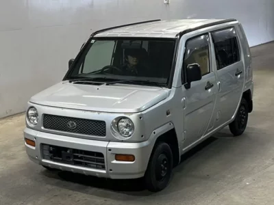 Daihatsu NAKED