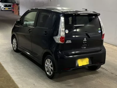 Mitsubishi EK CUSTOM