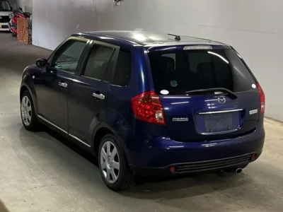 Mazda VERISA