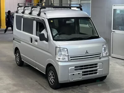 Mitsubishi MINICAB VAN