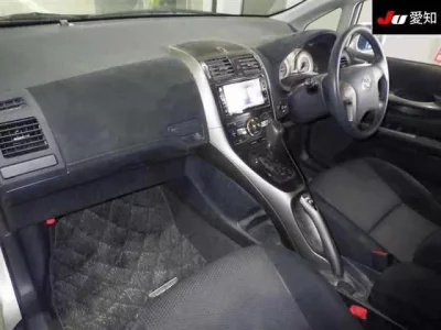 Toyota BLADE