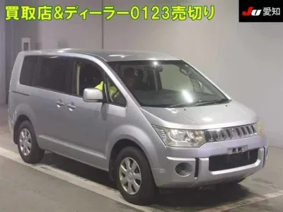 Mitsubishi DELICA D5