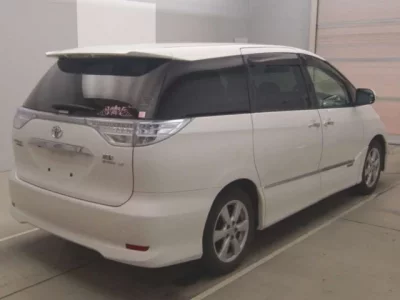Toyota ESTIMA HYBRID