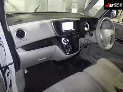 Mitsubishi EK SPACE
