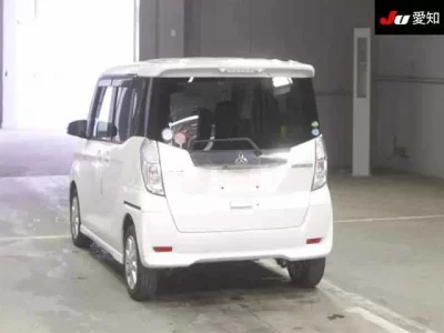 Mitsubishi EK SPACE