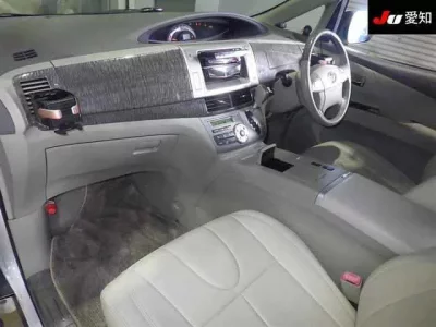 Toyota ESTIMA HYBRID
