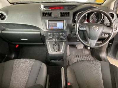 Nissan LAFESTA