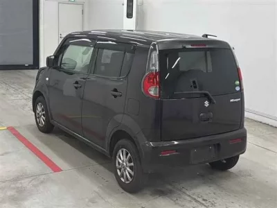 Suzuki MRWAGON