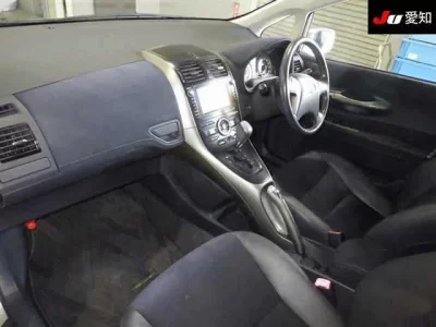 Toyota BLADE