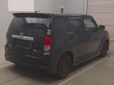 Toyota COROLLA RUMION