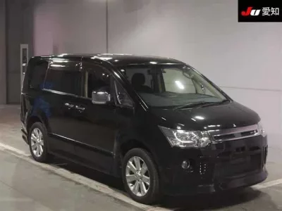 Mitsubishi DELICA D5