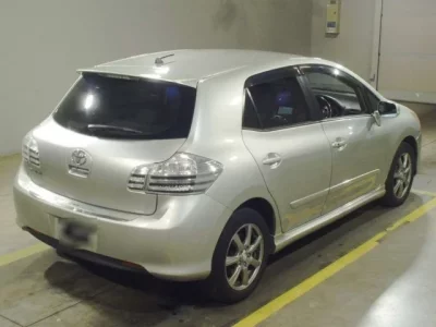 Toyota BLADE