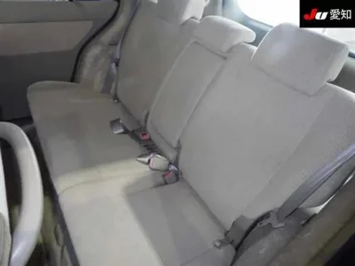 Toyota RAUM