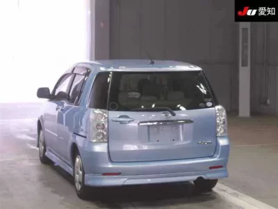 Toyota RAUM