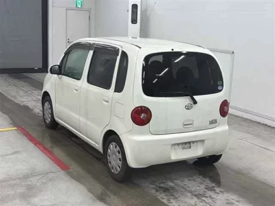 Daihatsu MOVE LATTE