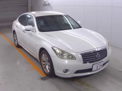 Nissan FUGA