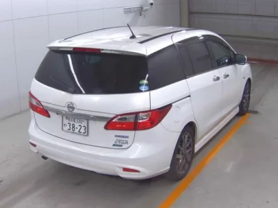 Nissan LAFESTA