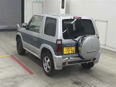 Mitsubishi PAJERO MINI